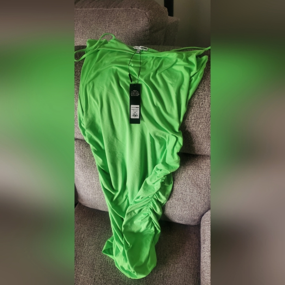 Lime body con dress 👗 😍